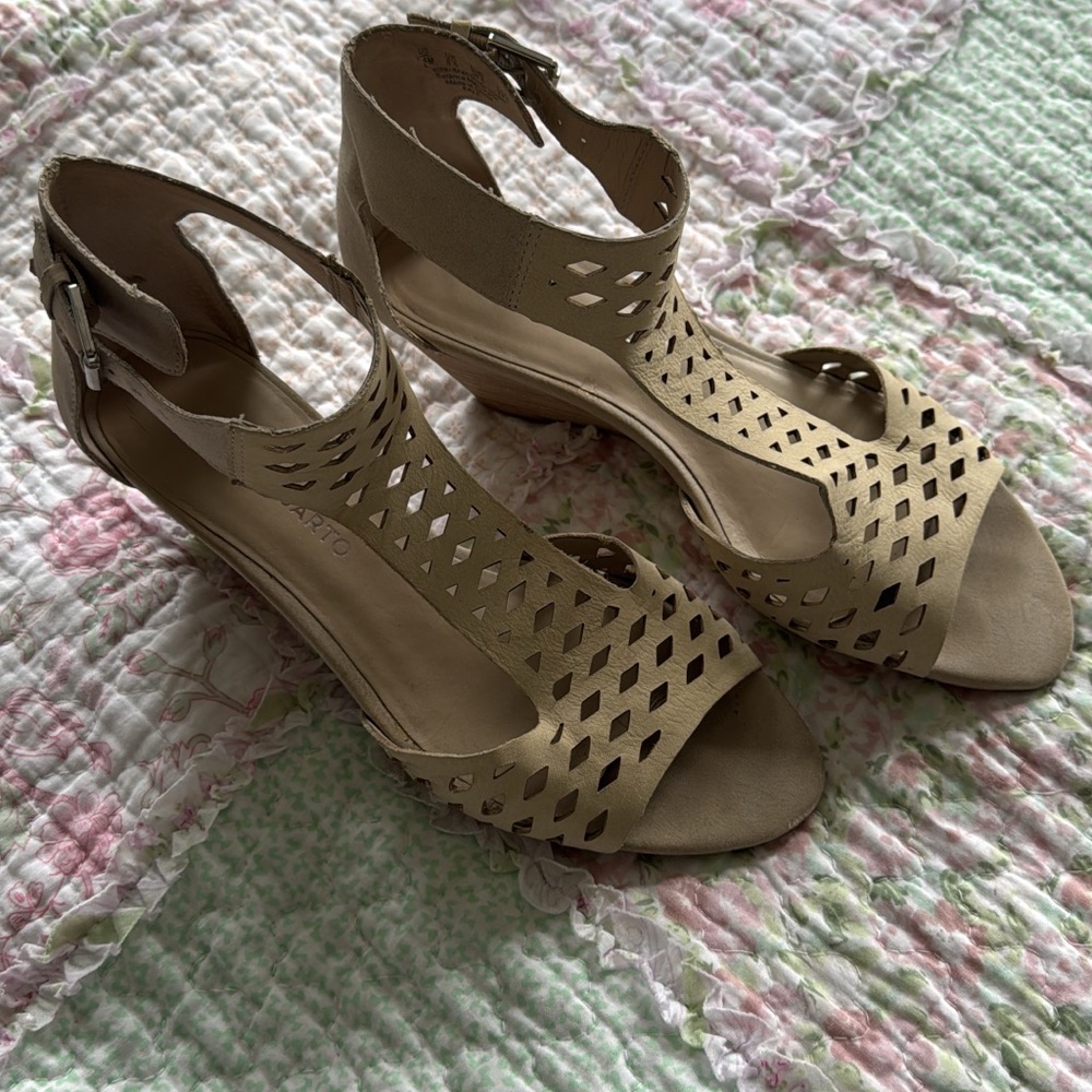 Franco Sarto Tan Cutout Sandals